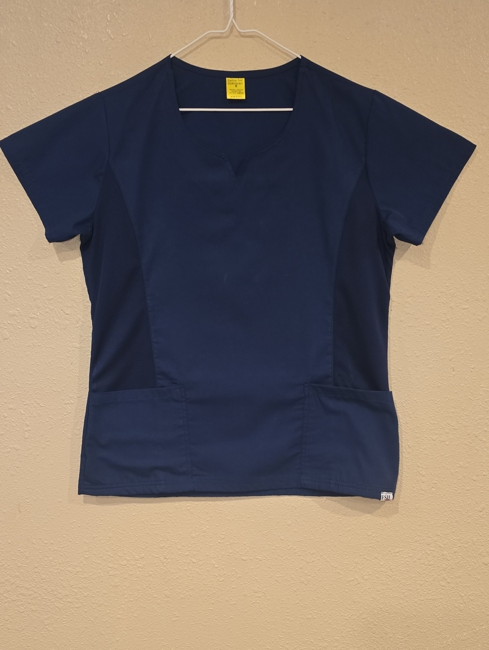 FSH FASHION SEAL HEALTHCARE Scrub Top Navy Blue Short Sleeve